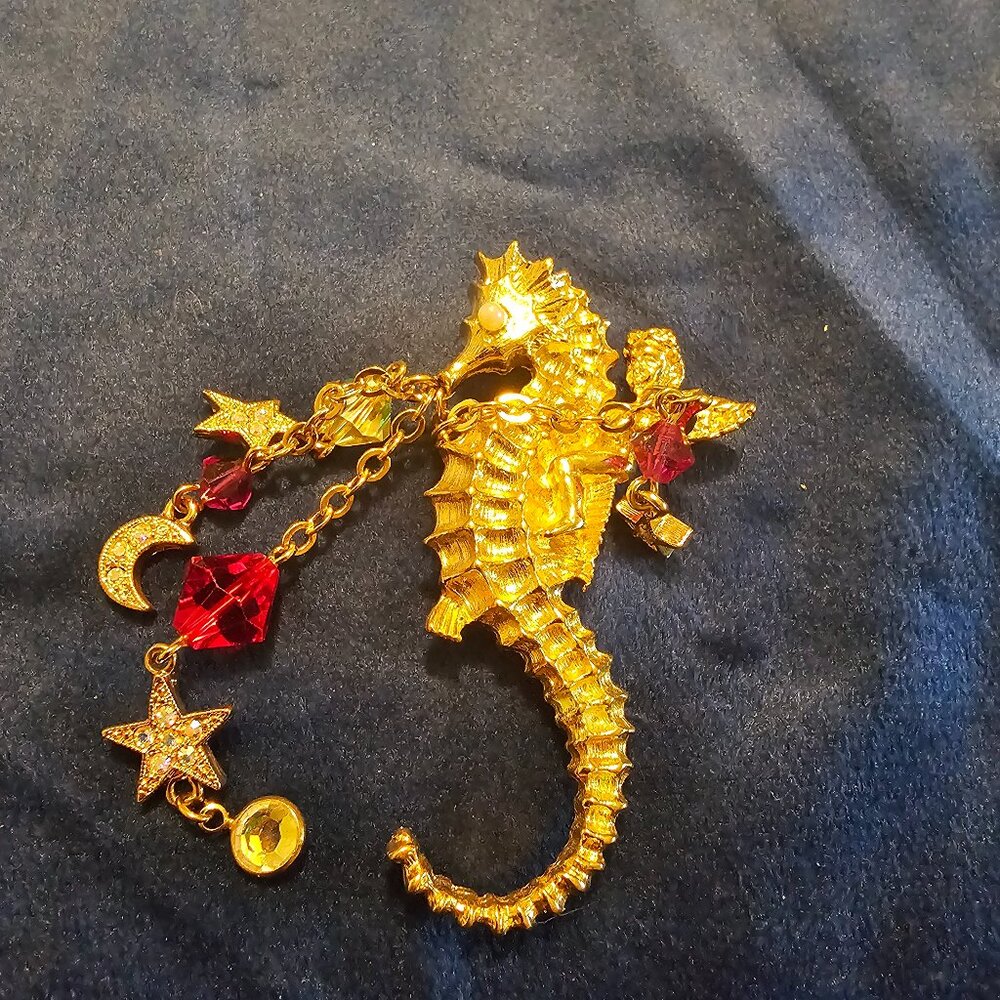 Kirks Folly Brooch/Pin